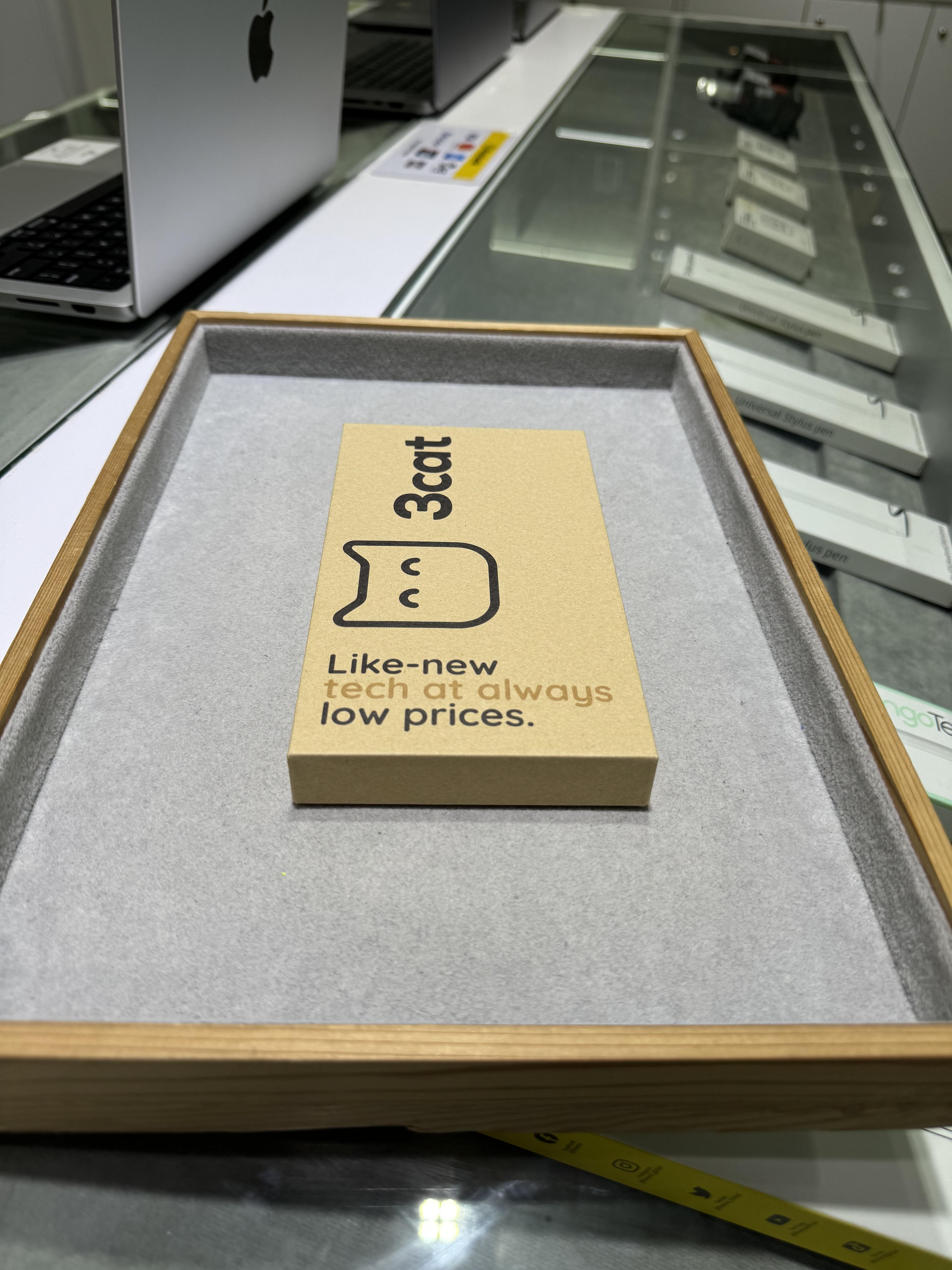 Used iPhone 15 Video